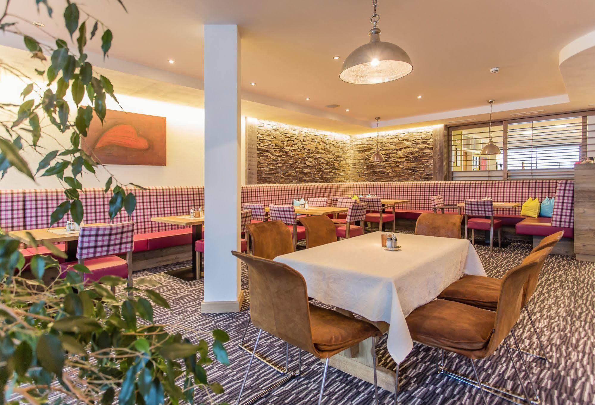 Hotel Bacher Asitzstubn Leogang Eksteriør billede
